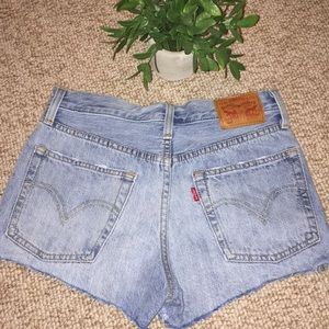 Authentic Levi’s short